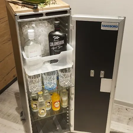 Schoenbuch מלון 4*