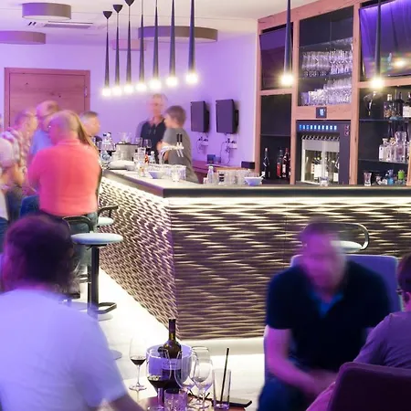 Schoenbuch Hotel 4*