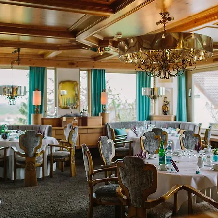 Schoenbuch Hotel