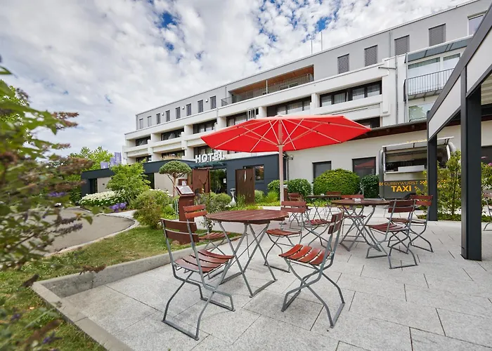 فندق Schoenbuch Pliezhausen