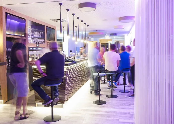 Schoenbuch Pliezhausen