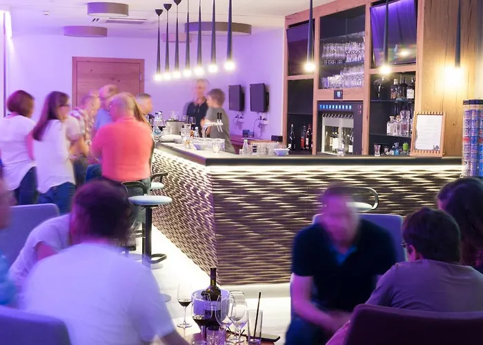 Schoenbuch فندق 4*