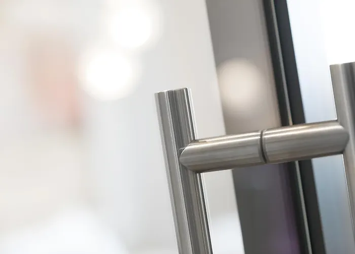 Schoenbuch فندق Pliezhausen